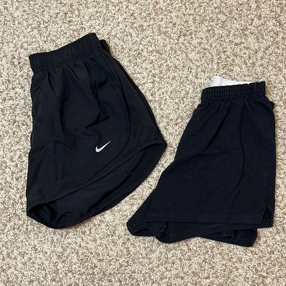 Black Shorts Bundle - Nike Dri-Fit & Soffee - Size Small - Picture 1 of 8